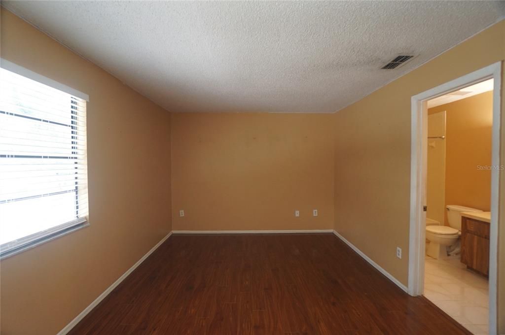 В аренду: $1,495 (2 спален, 2 ванн, 1188 Квадратных фут)