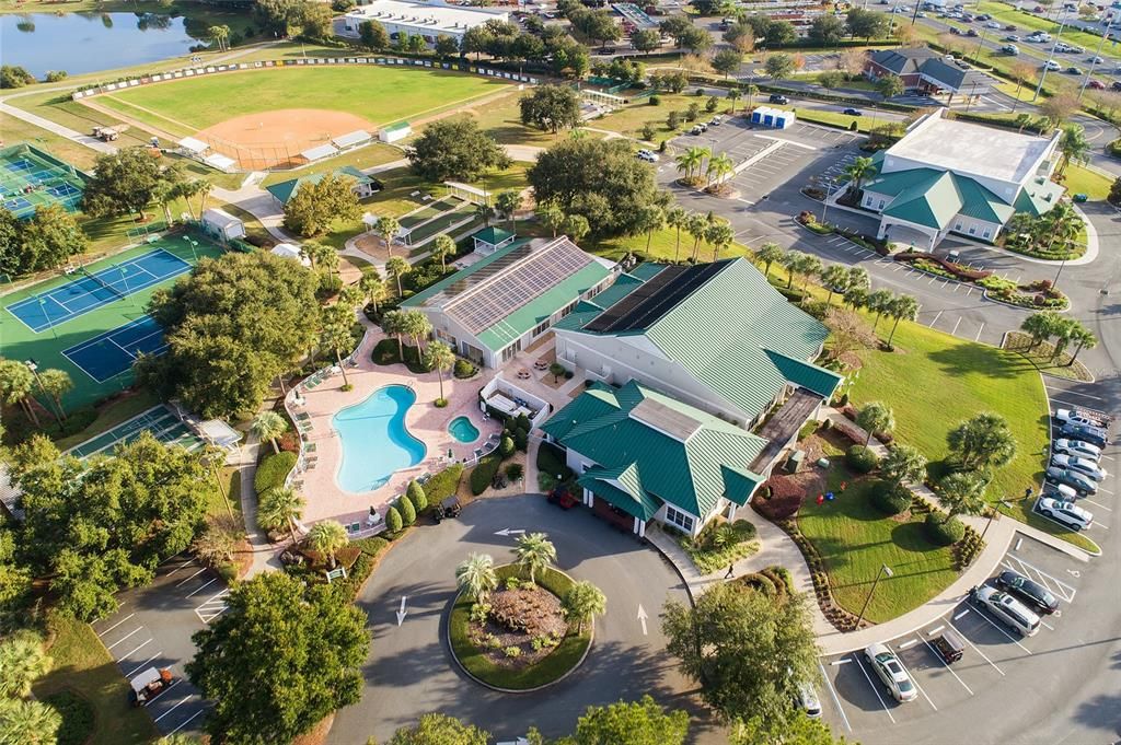 For Sale: $279,000 (2 beds, 2 baths, 1234 Square Feet)