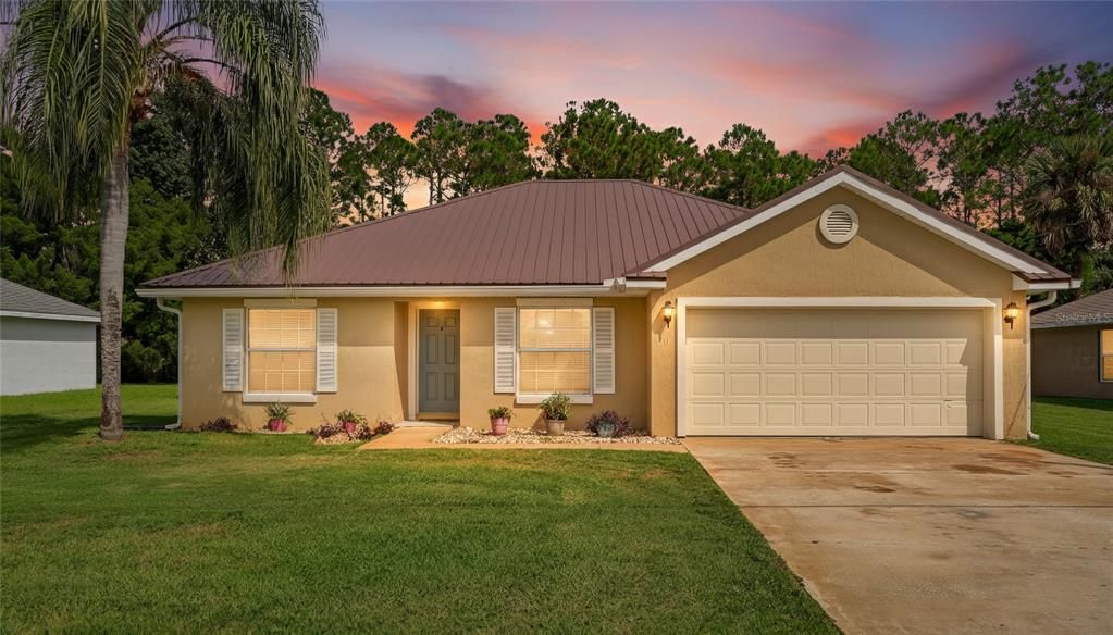 合同活跃: $349,900 (3 贝兹, 2 浴室, 1520 平方英尺)