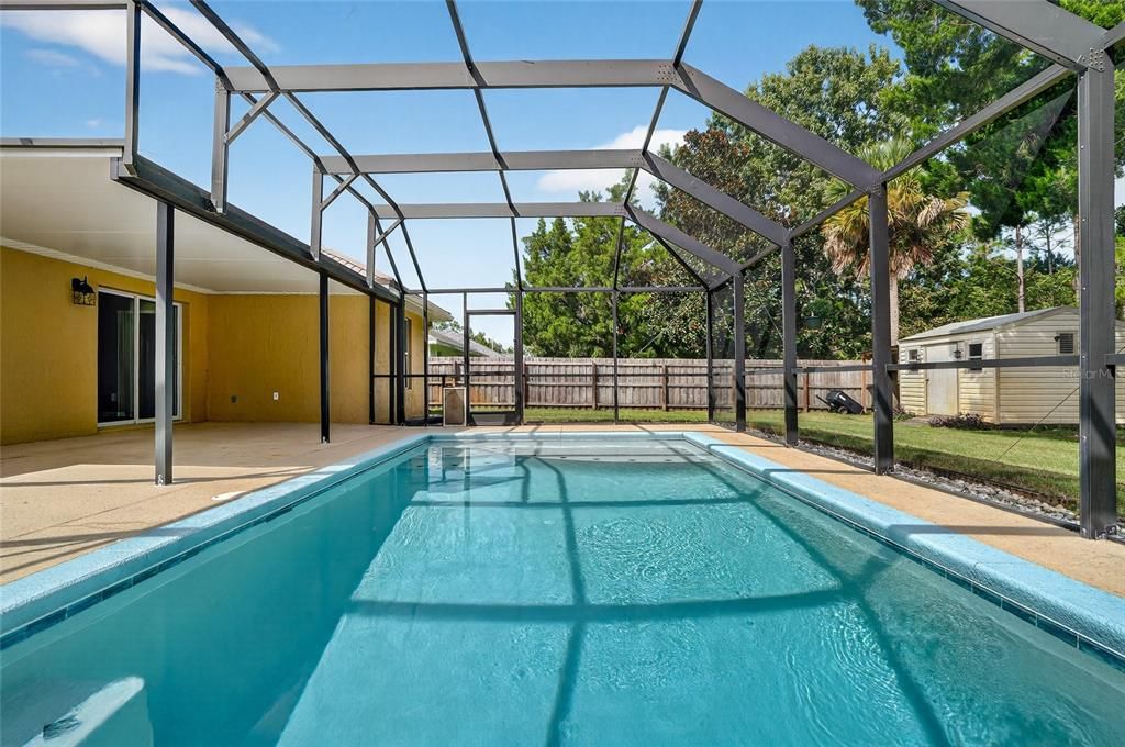 合同活跃: $349,900 (3 贝兹, 2 浴室, 1520 平方英尺)