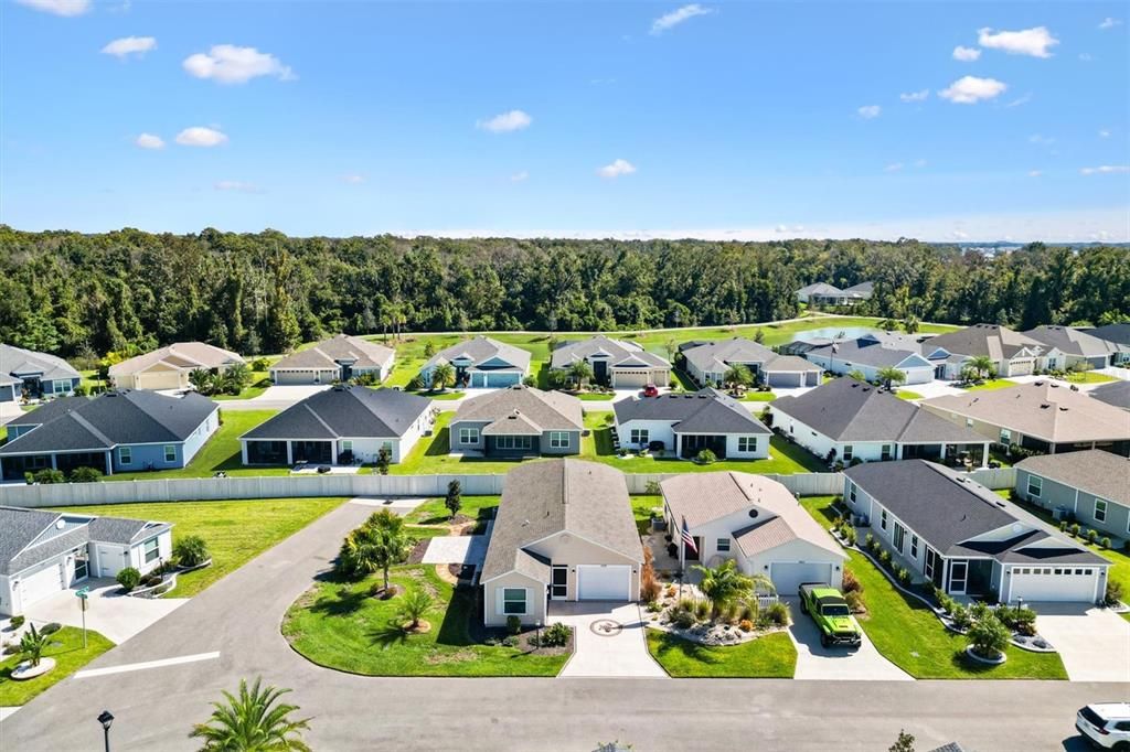 For Sale: $314,900 (2 beds, 2 baths, 1300 Square Feet)