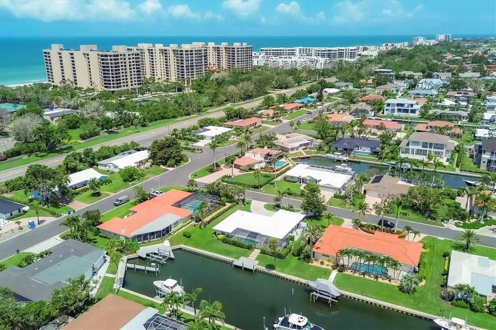 На продажу: $2,215,000 (4 спален, 3 ванн, 1840 Квадратных фут)