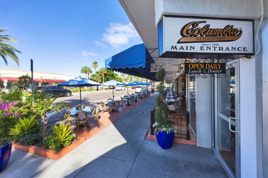 На продажу: $2,215,000 (4 спален, 3 ванн, 1840 Квадратных фут)