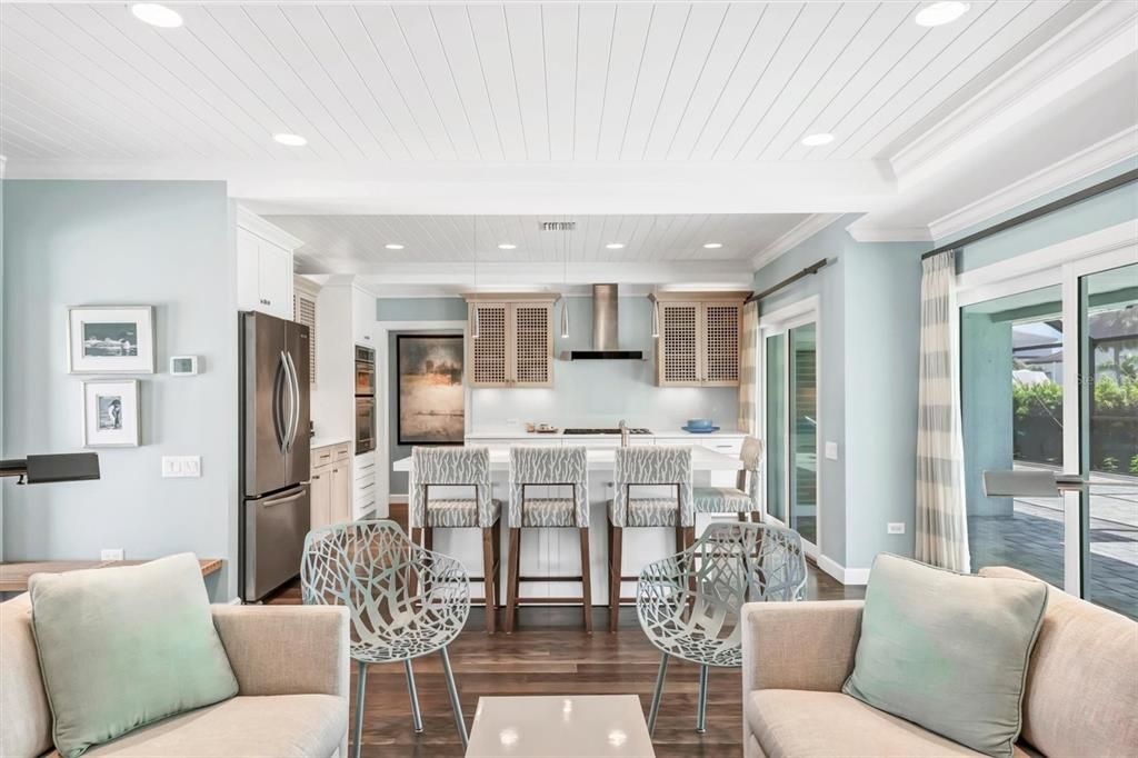 На продажу: $2,215,000 (4 спален, 3 ванн, 1840 Квадратных фут)