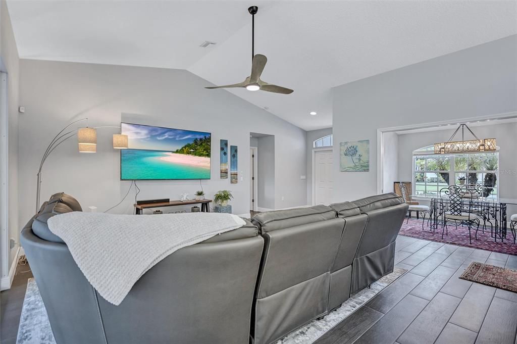 待售: $535,000 (3 贝兹, 2 浴室, 1990 平方英尺)