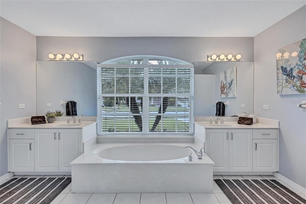 待售: $535,000 (3 贝兹, 2 浴室, 1990 平方英尺)