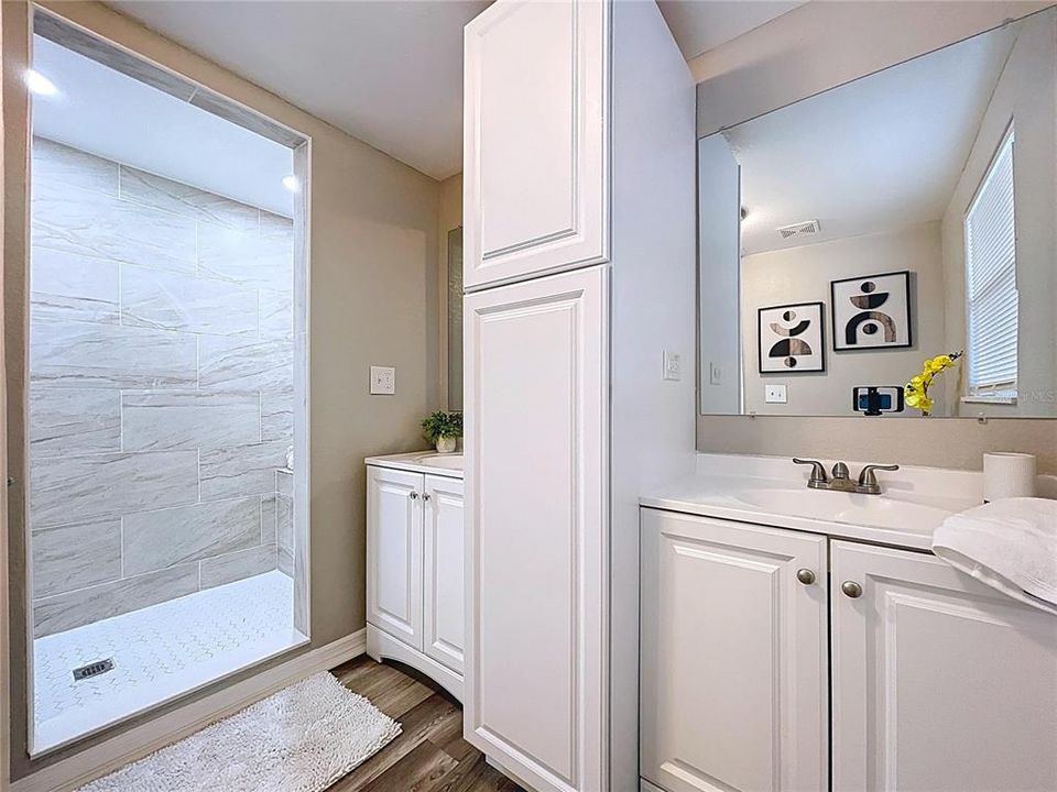 Activo con contrato: $225,000 (3 camas, 2 baños, 1016 Pies cuadrados)