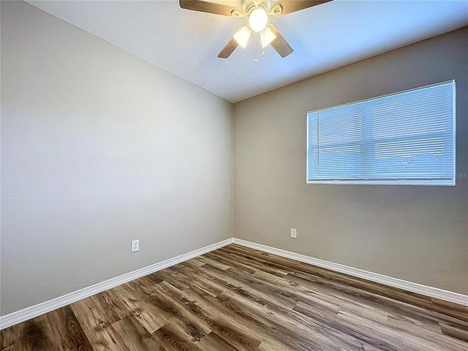 Activo con contrato: $225,000 (3 camas, 2 baños, 1016 Pies cuadrados)