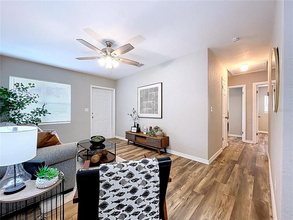 Activo con contrato: $225,000 (3 camas, 2 baños, 1016 Pies cuadrados)