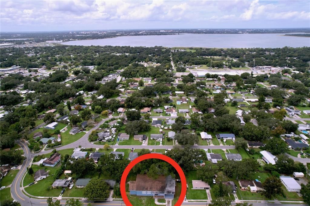 Activo con contrato: $225,000 (3 camas, 2 baños, 1016 Pies cuadrados)