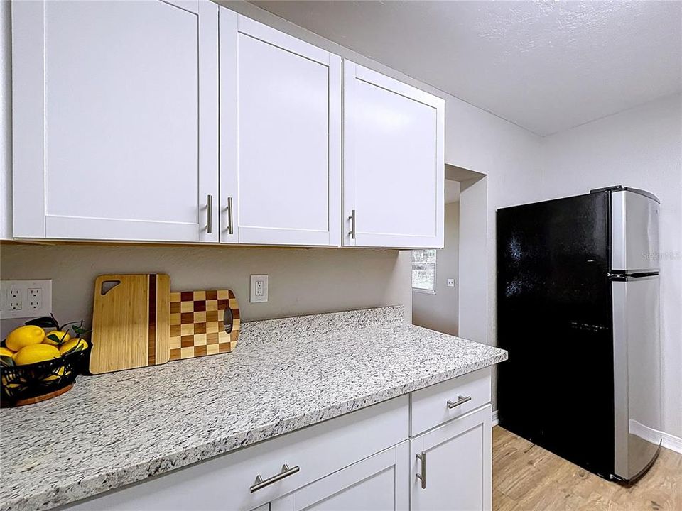 Activo con contrato: $225,000 (3 camas, 2 baños, 1016 Pies cuadrados)