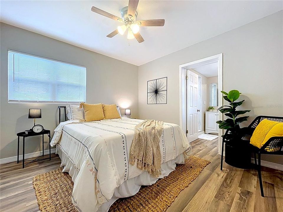 Activo con contrato: $225,000 (3 camas, 2 baños, 1016 Pies cuadrados)