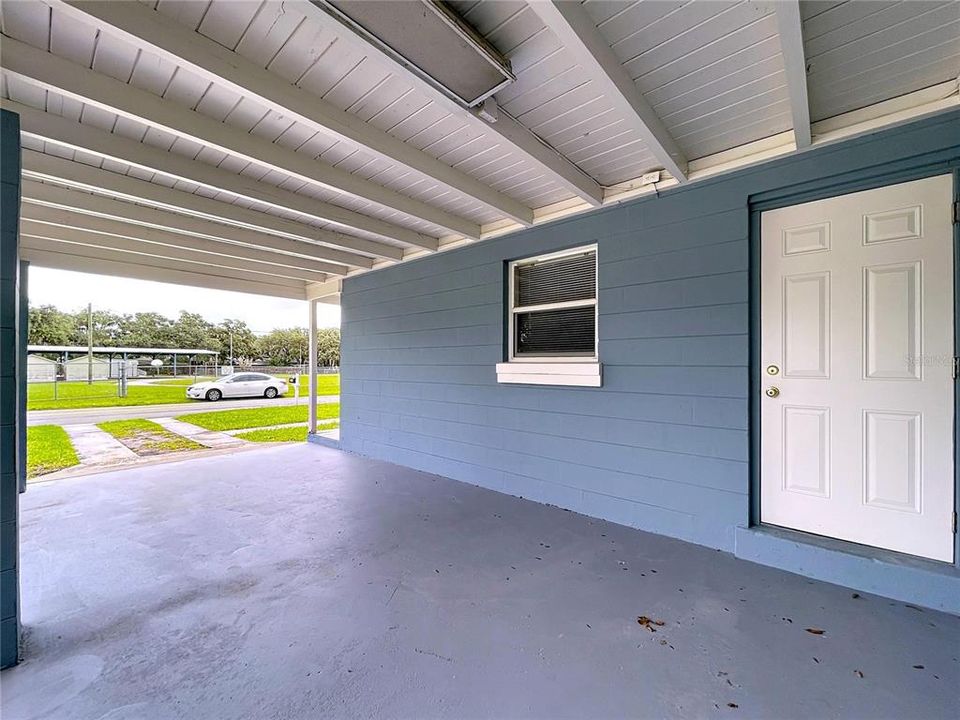 Activo con contrato: $225,000 (3 camas, 2 baños, 1016 Pies cuadrados)