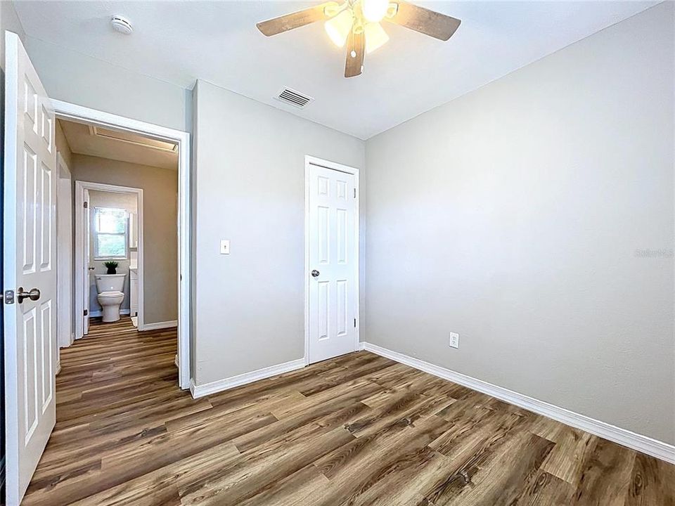 Activo con contrato: $225,000 (3 camas, 2 baños, 1016 Pies cuadrados)