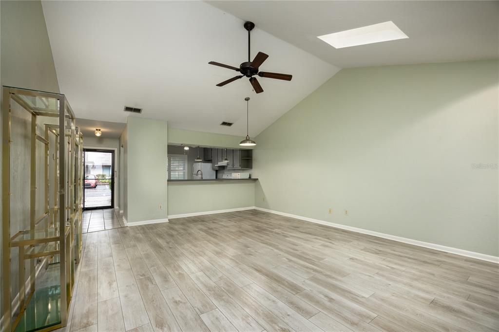 En Venta: $250,000 (2 camas, 2 baños, 1538 Pies cuadrados)