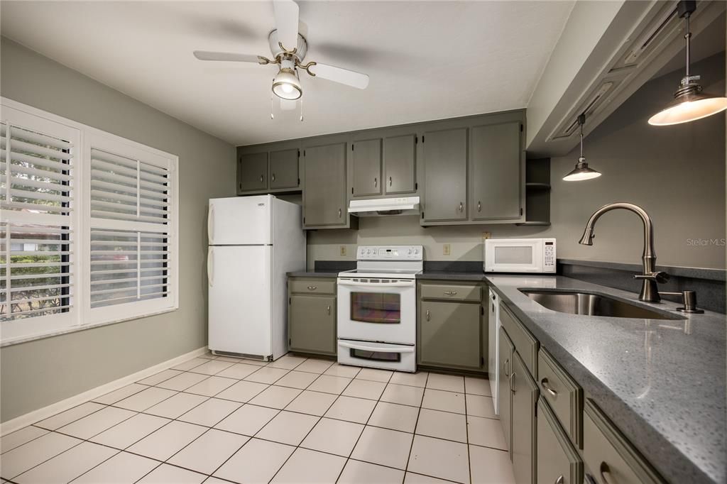 En Venta: $250,000 (2 camas, 2 baños, 1538 Pies cuadrados)