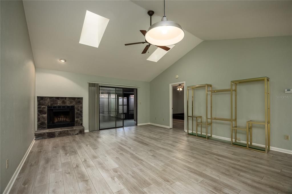 En Venta: $250,000 (2 camas, 2 baños, 1538 Pies cuadrados)