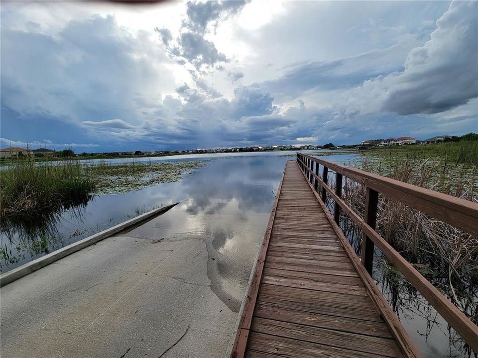 Active With Contract: $375,000 (3 beds, 2 baths, 1568 Square Feet)