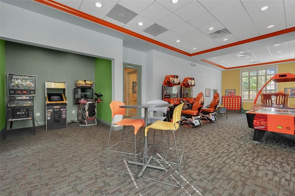 Active With Contract: $375,000 (3 beds, 2 baths, 1568 Square Feet)