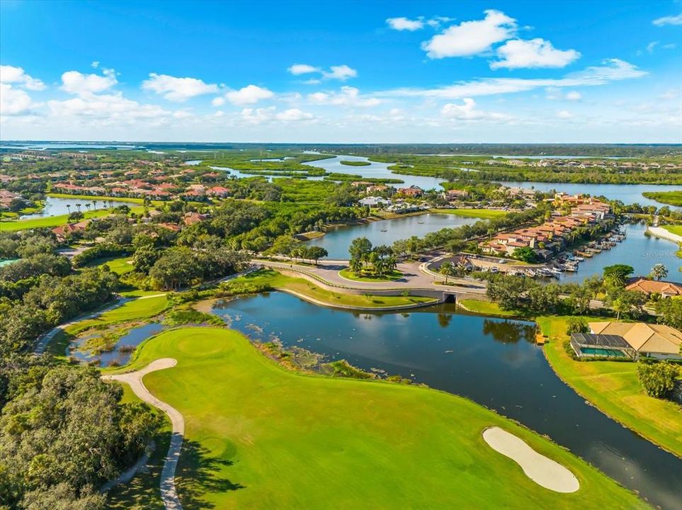 For Sale: $817,000 (4 beds, 3 baths, 2555 Square Feet)