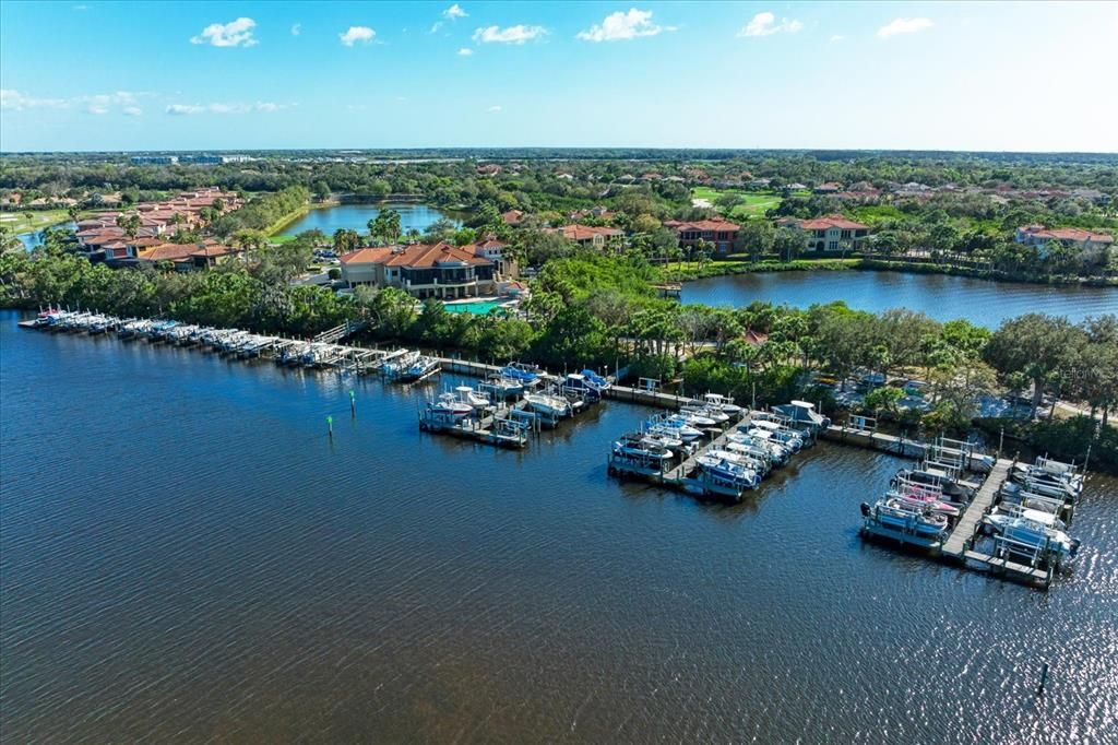 For Sale: $817,000 (4 beds, 3 baths, 2555 Square Feet)