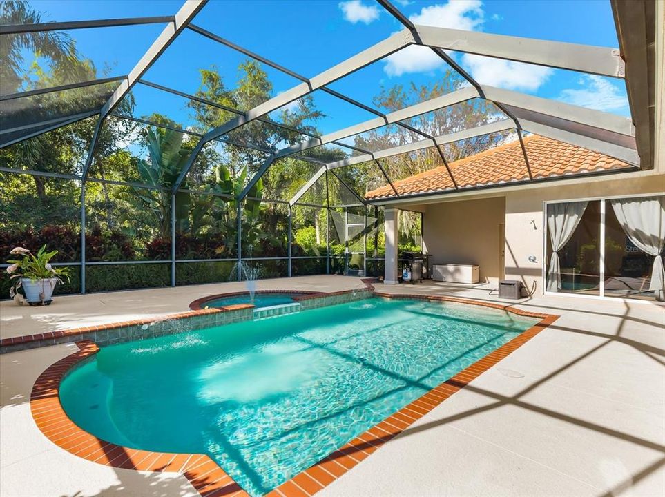 For Sale: $817,000 (4 beds, 3 baths, 2555 Square Feet)