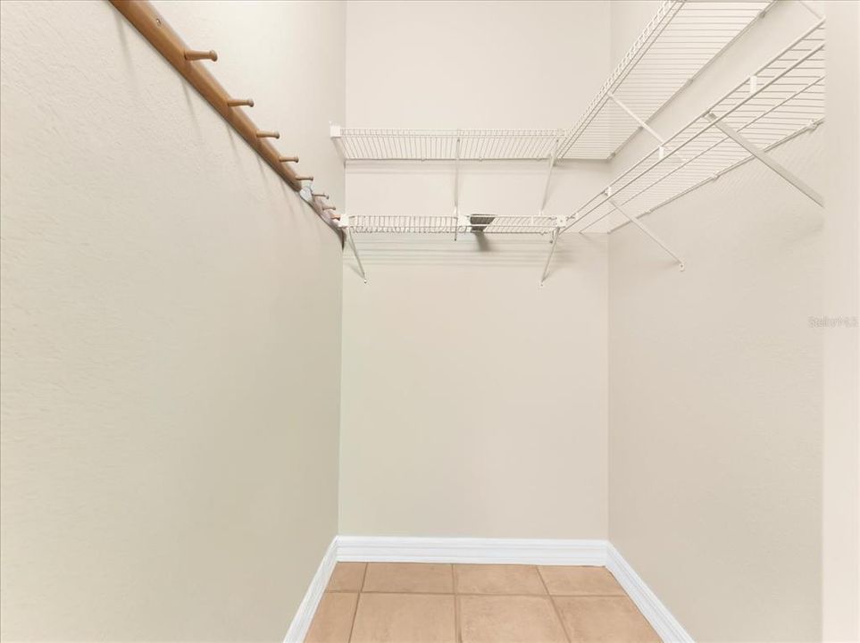 For Sale: $817,000 (4 beds, 3 baths, 2555 Square Feet)