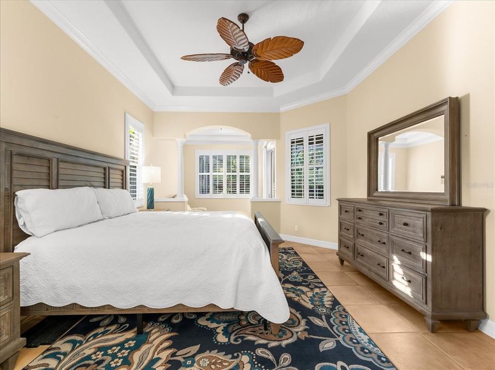 For Sale: $817,000 (4 beds, 3 baths, 2555 Square Feet)