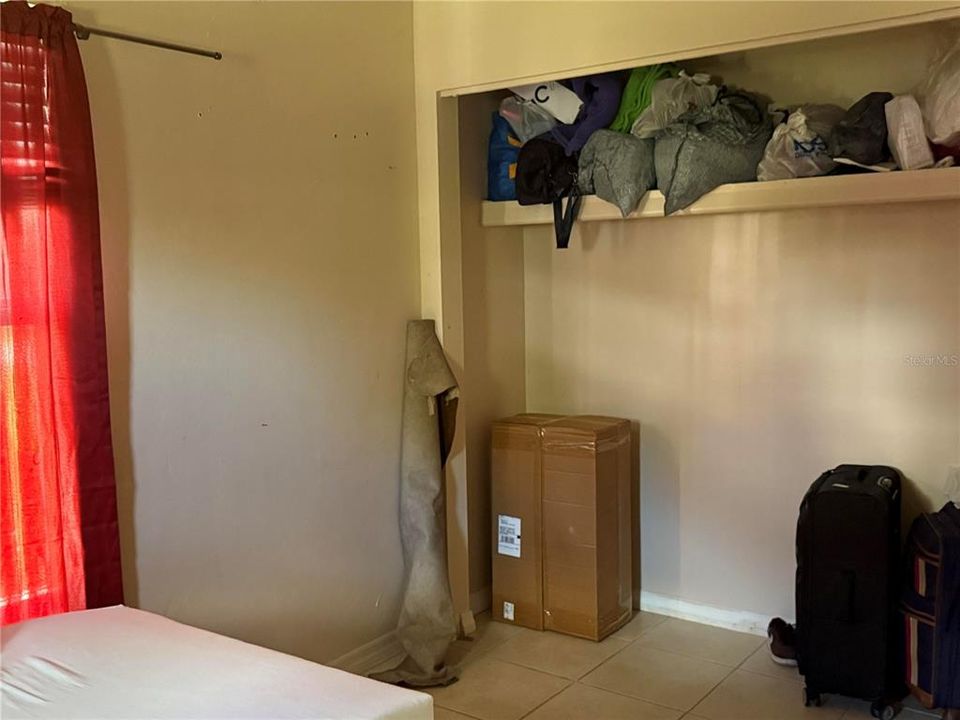 待售: $199,000 (3 贝兹, 2 浴室, 943 平方英尺)