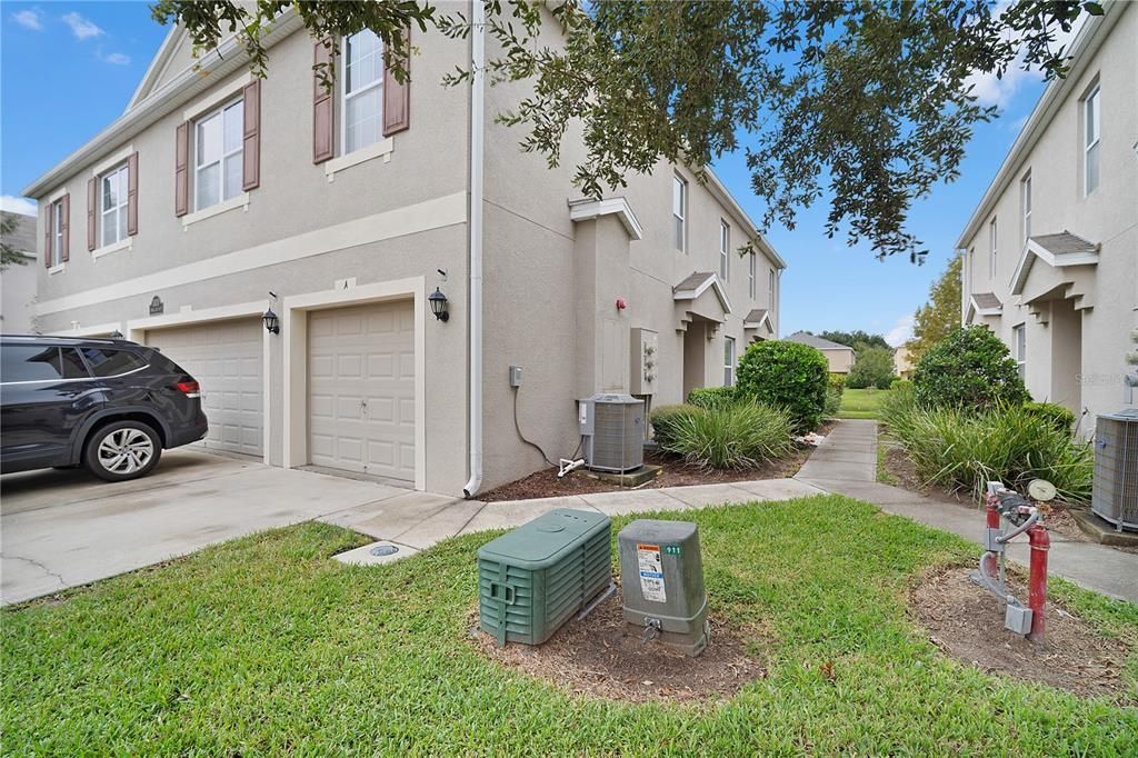 Под контрактом: $239,000 (2 спален, 2 ванн, 1147 Квадратных фут)