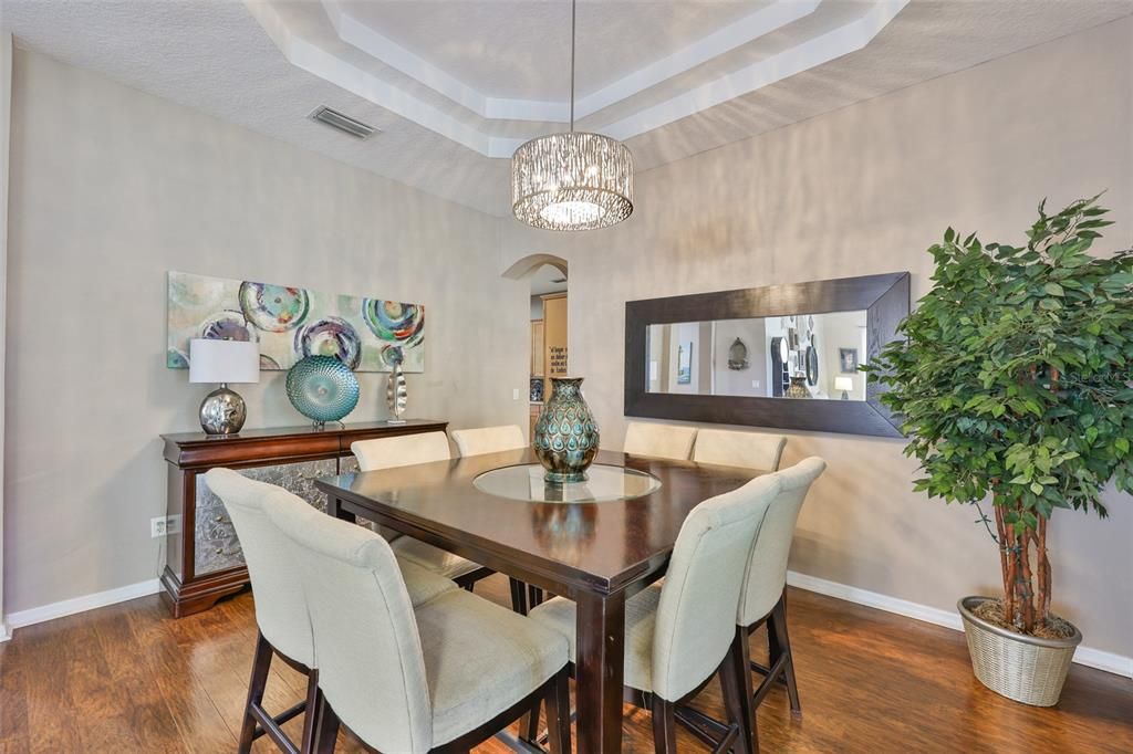 For Sale: $510,000 (4 beds, 3 baths, 2688 Square Feet)