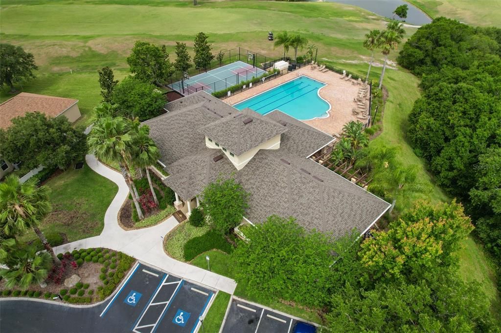 For Sale: $510,000 (4 beds, 3 baths, 2688 Square Feet)