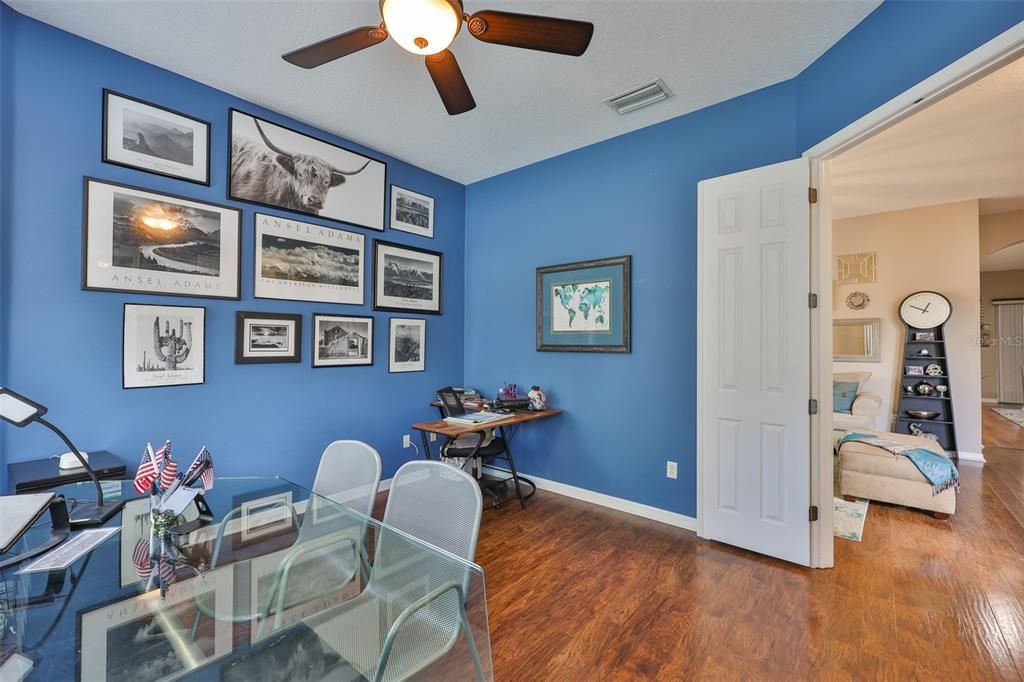 For Sale: $510,000 (4 beds, 3 baths, 2688 Square Feet)