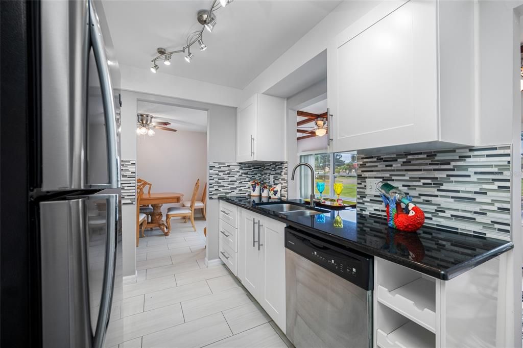 En Venta: $264,000 (2 camas, 2 baños, 1210 Pies cuadrados)