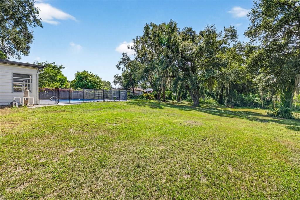 For Sale: $515,000 (4 beds, 3 baths, 1988 Square Feet)