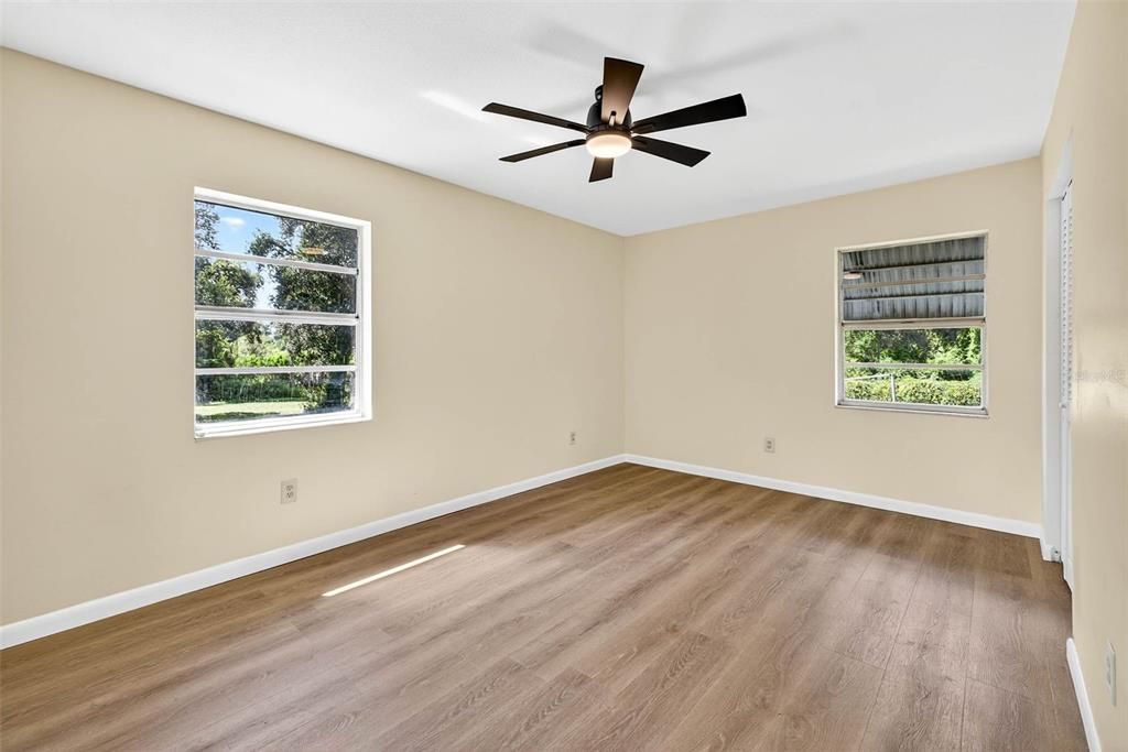 For Sale: $515,000 (4 beds, 3 baths, 1988 Square Feet)