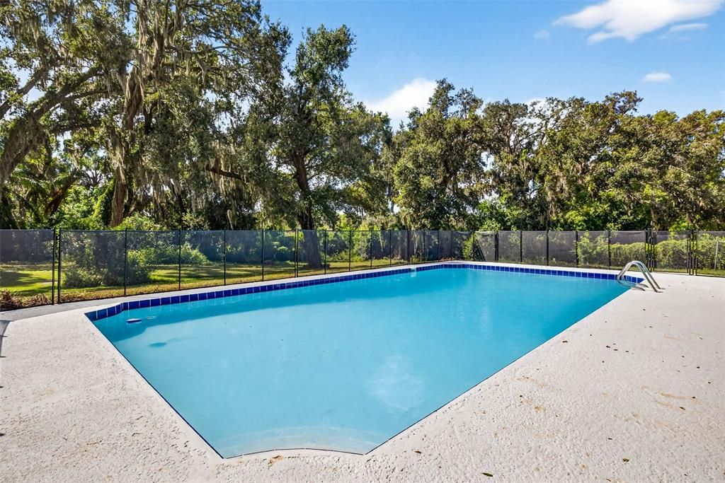 For Sale: $515,000 (4 beds, 3 baths, 1988 Square Feet)