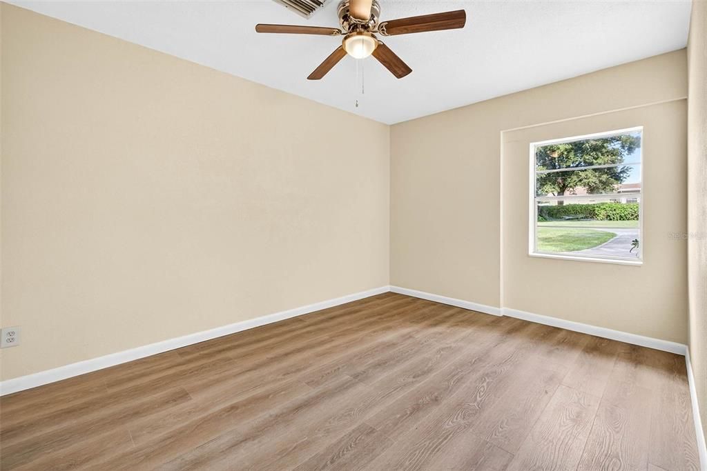 For Sale: $515,000 (4 beds, 3 baths, 1988 Square Feet)