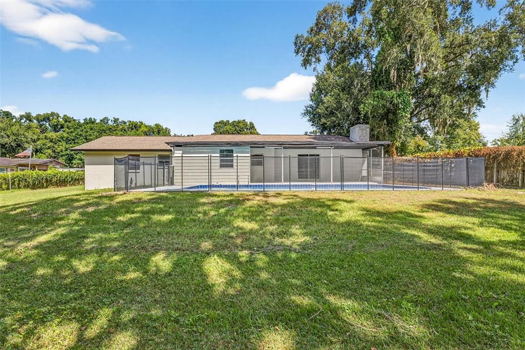 For Sale: $515,000 (4 beds, 3 baths, 1988 Square Feet)