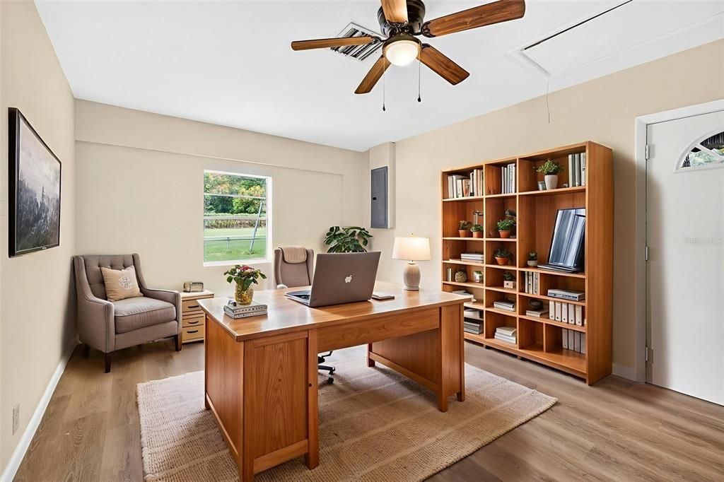 For Sale: $515,000 (4 beds, 3 baths, 1988 Square Feet)