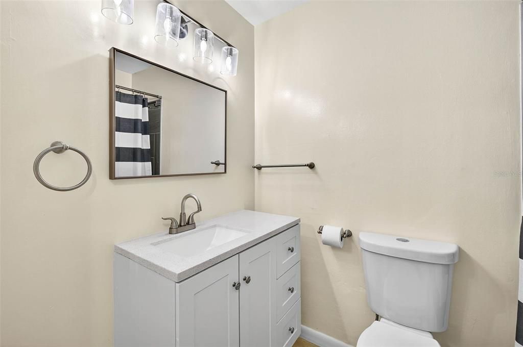 For Sale: $515,000 (4 beds, 3 baths, 1988 Square Feet)