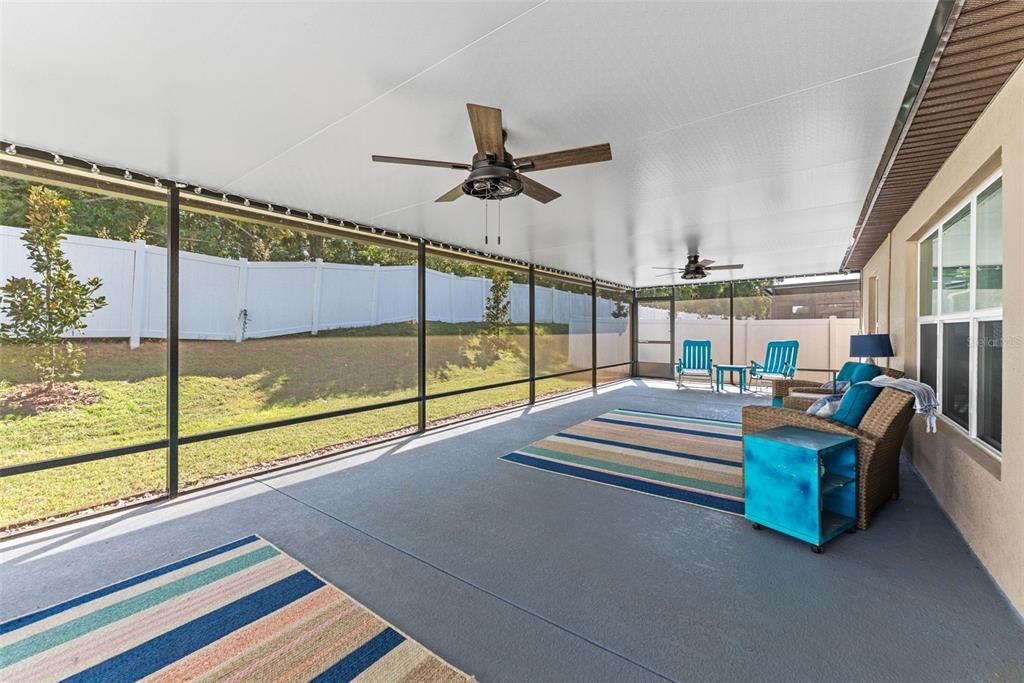 For Sale: $338,000 (4 beds, 2 baths, 1939 Square Feet)