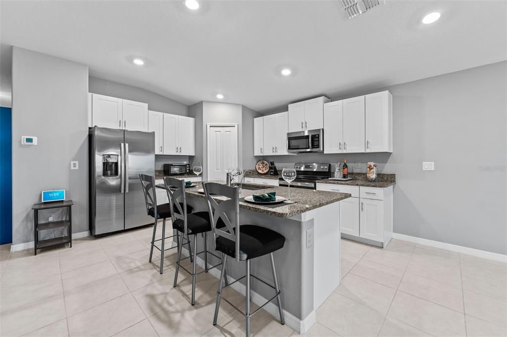 For Sale: $338,000 (4 beds, 2 baths, 1939 Square Feet)