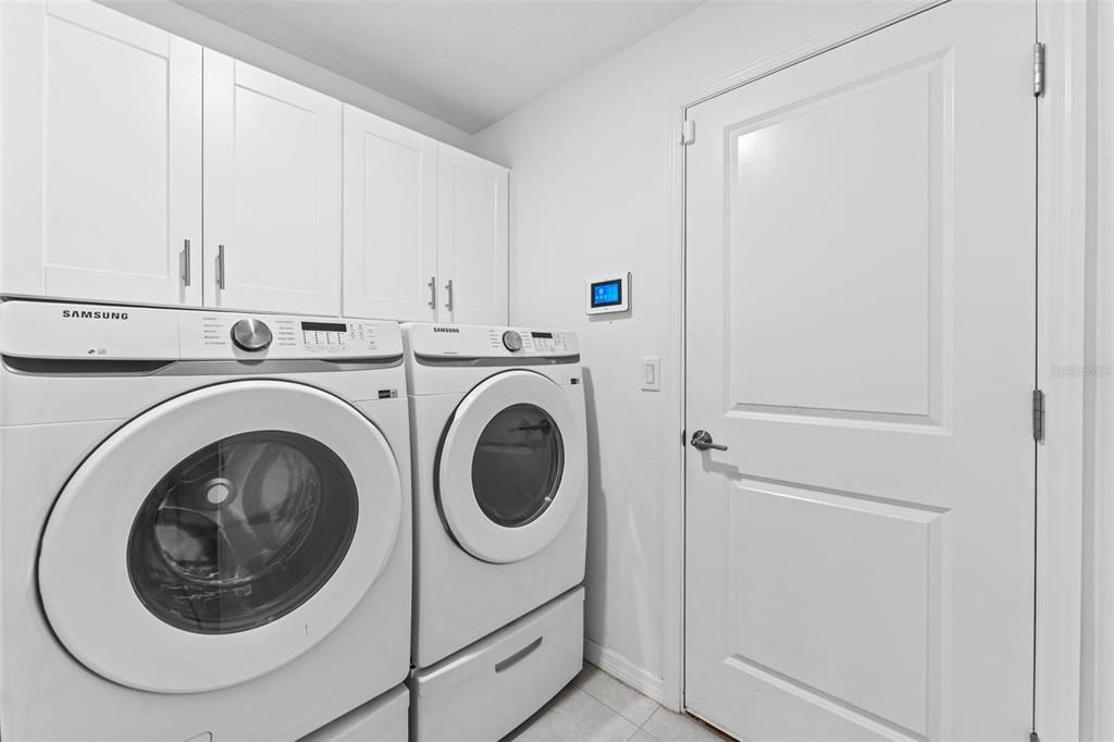 For Sale: $338,000 (4 beds, 2 baths, 1939 Square Feet)