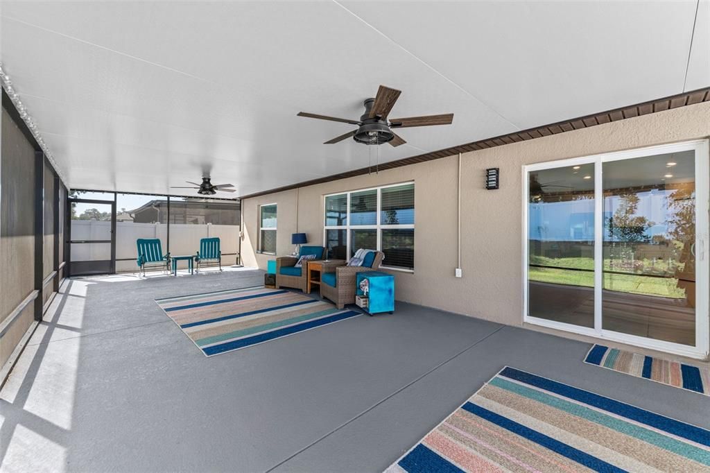 For Sale: $338,000 (4 beds, 2 baths, 1939 Square Feet)