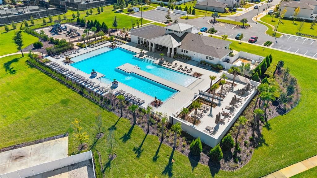 For Sale: $338,000 (4 beds, 2 baths, 1939 Square Feet)