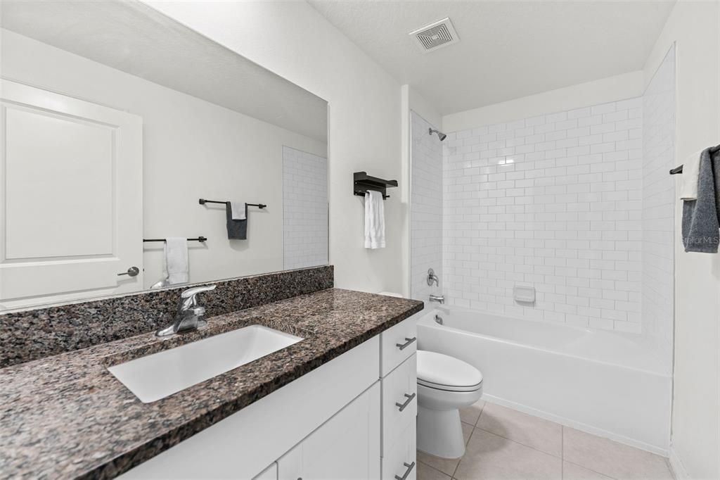 For Sale: $338,000 (4 beds, 2 baths, 1939 Square Feet)