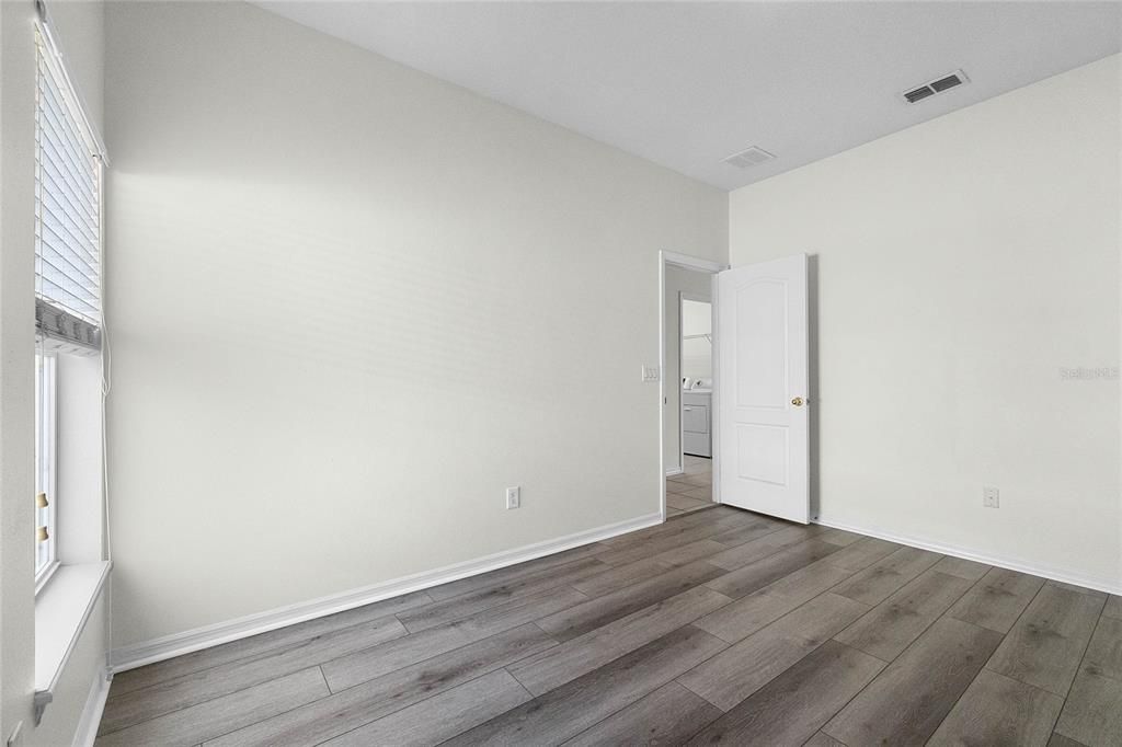 Active With Contract: $2,095 (3 beds, 2 baths, 1751 Square Feet)