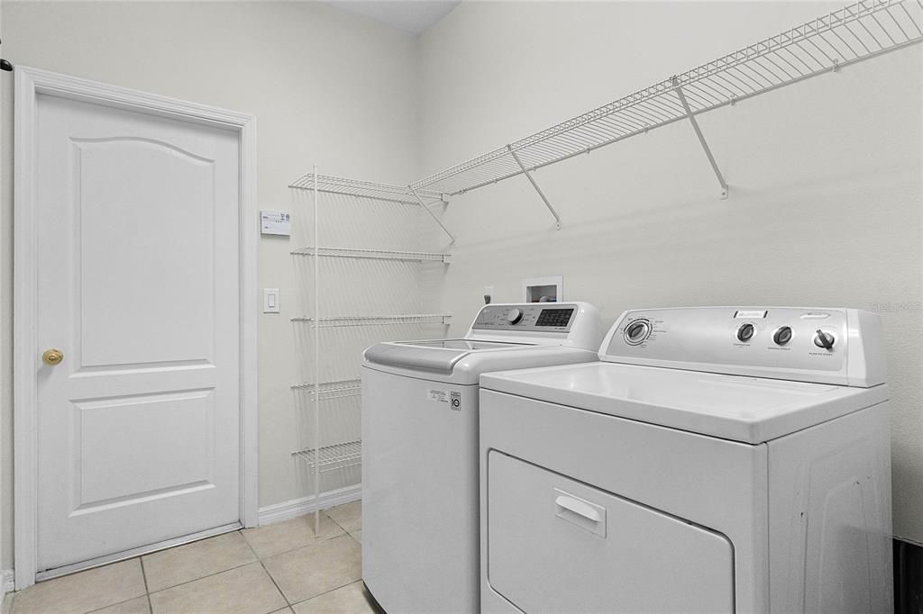 Active With Contract: $2,095 (3 beds, 2 baths, 1751 Square Feet)