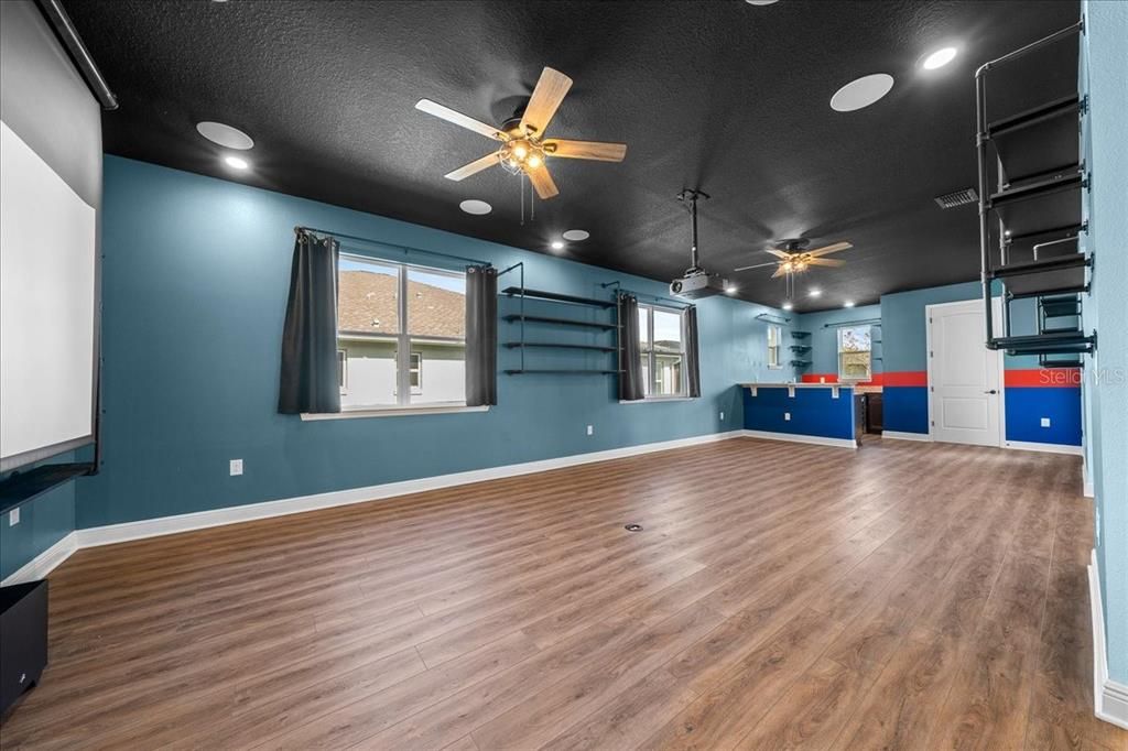 For Sale: $493,250 (2 beds, 2 baths, 2815 Square Feet)